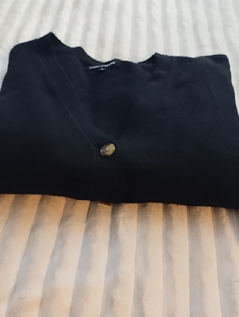 Classic Black V-Neck Women's Cardigan Sweater -Lucky Brand - Picture 5 of 5